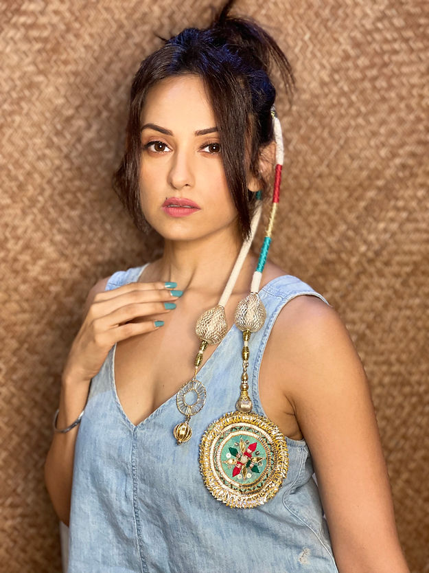 Lustre of the Sun (SAGE GREEN)