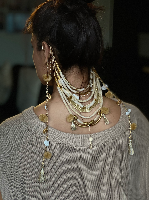 THIS GOLDS WITH EVERYTHING!