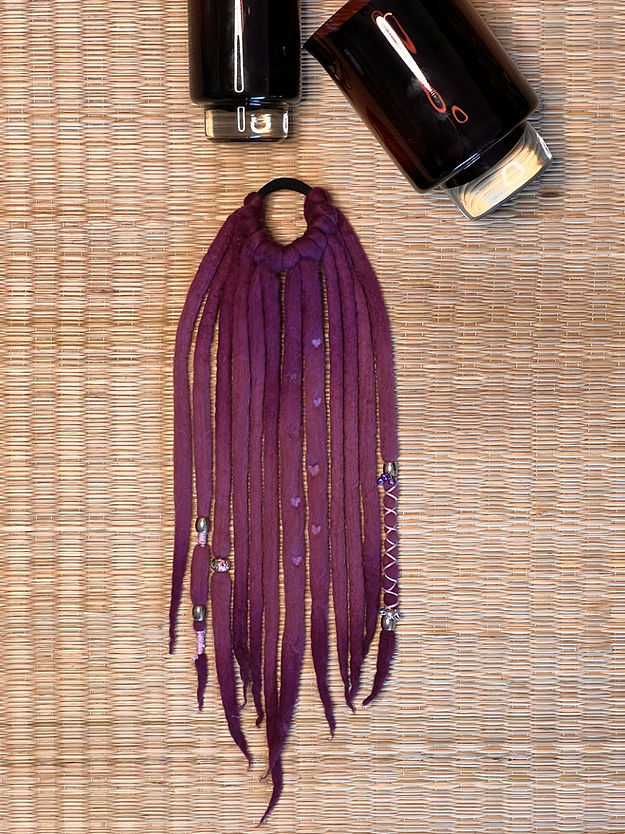 VOI’LET’ IT OUT!